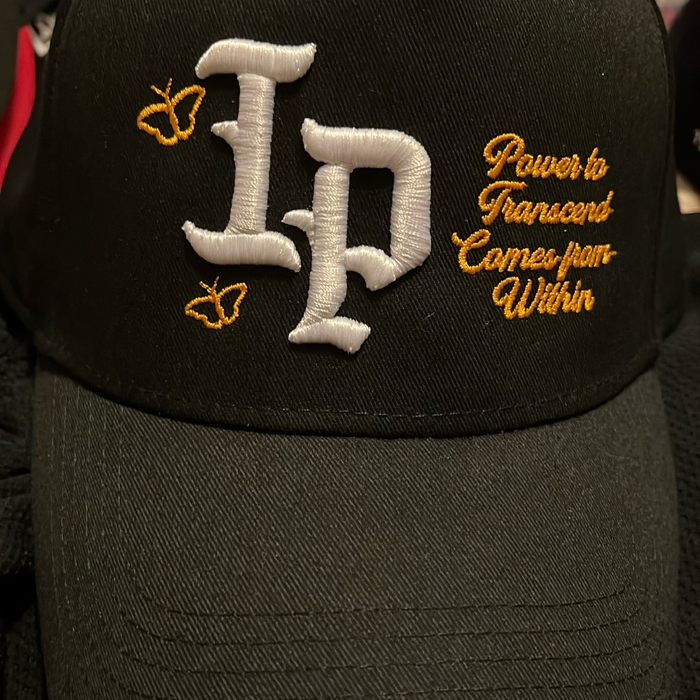 Inaka Power hat SnapBack blk and gold